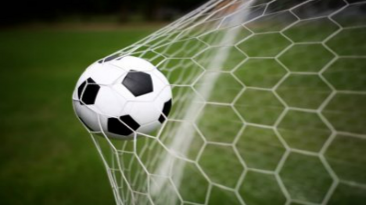 COACH QUITS AFTER ROW WITH PARENT ABOUT TOP GOAL SCORER AWARD